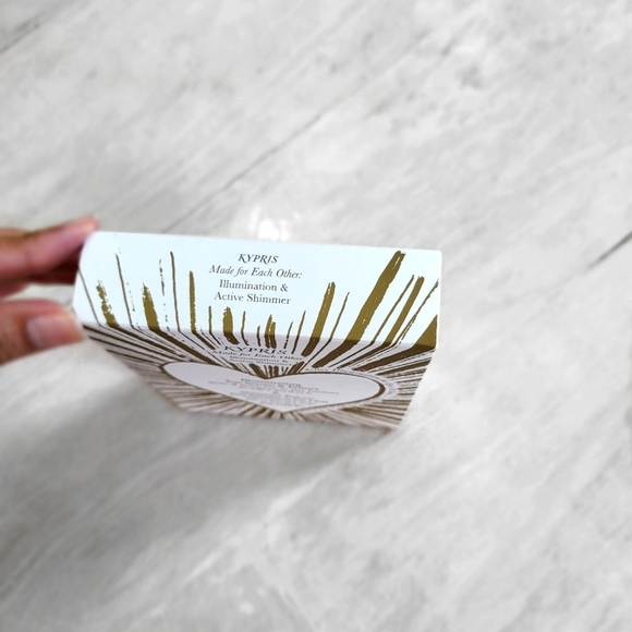 Kypris Illuminating Eye Serum & Summer Eyeshadow/Body Palette - Picture 4 of 4